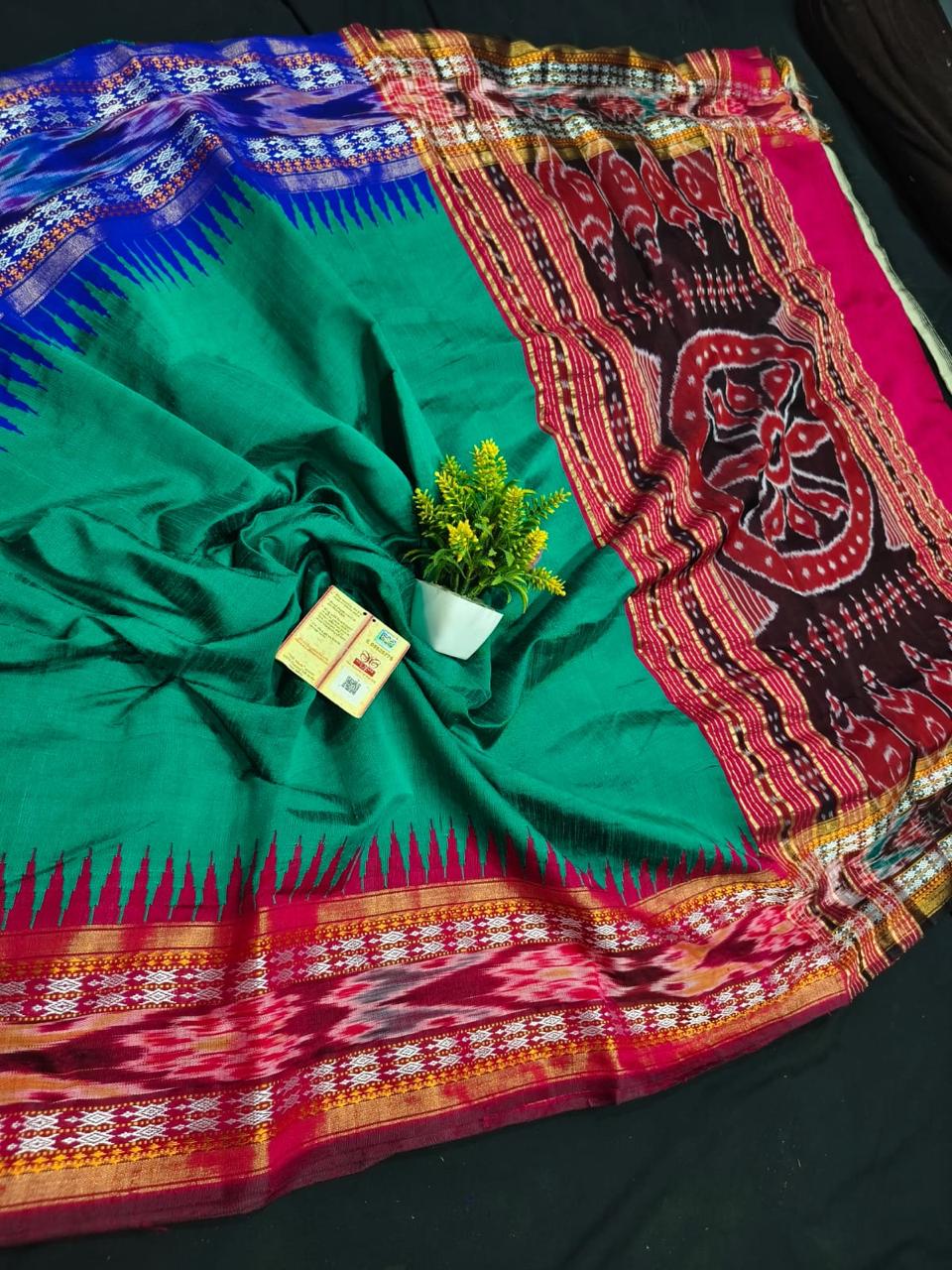 Designer Ikkat Silk Saree | Authentic Pochampally Pattu