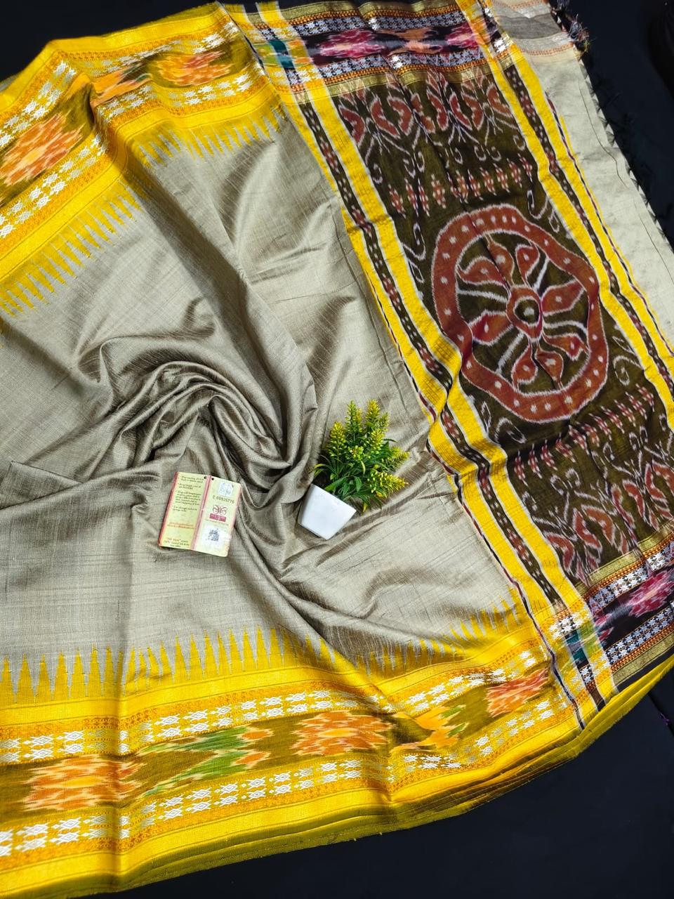 Designer Ikkat Silk Saree | Authentic Pochampally Pattu