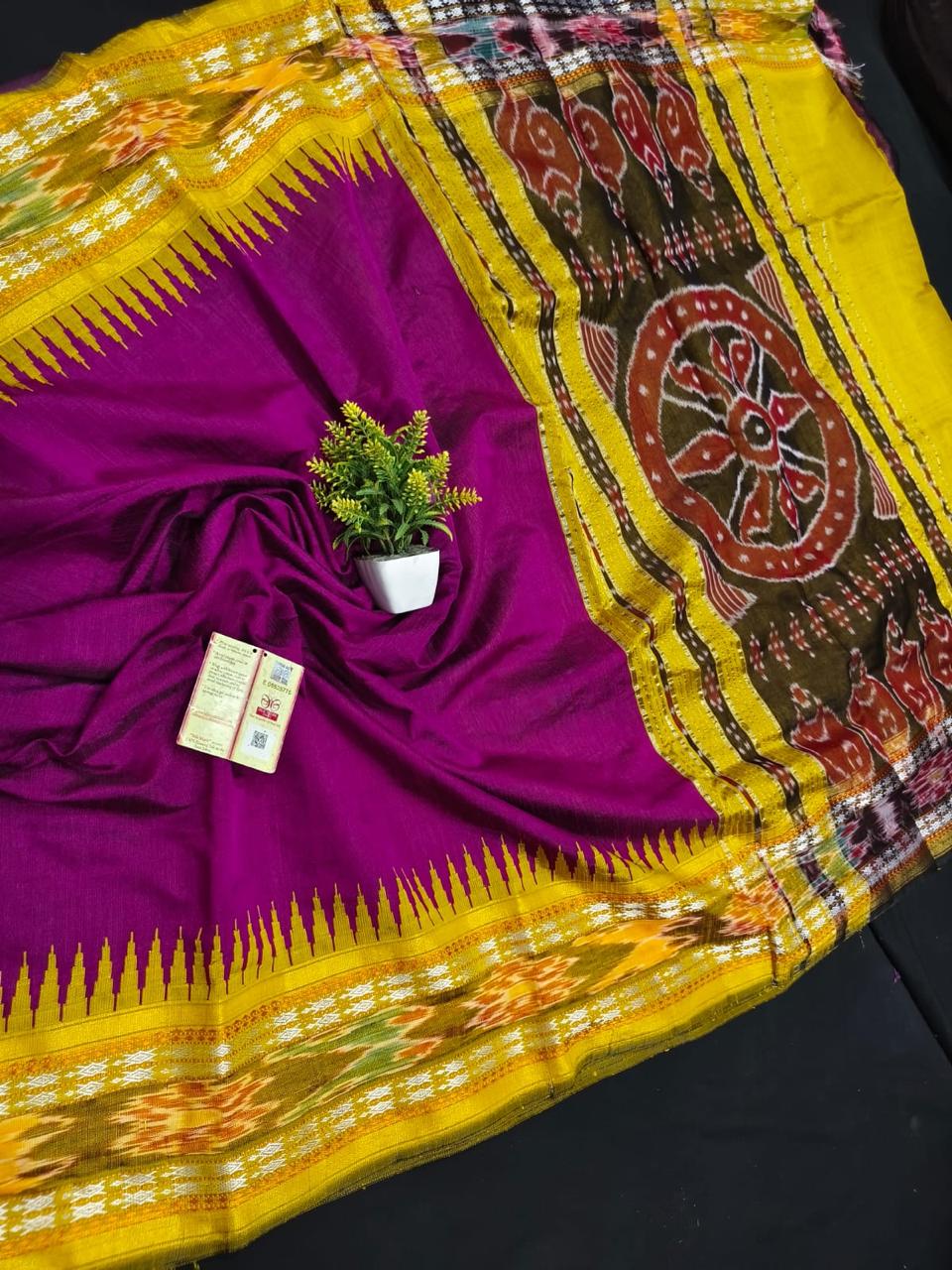 Designer Ikkat Silk Saree | Authentic Pochampally Pattu
